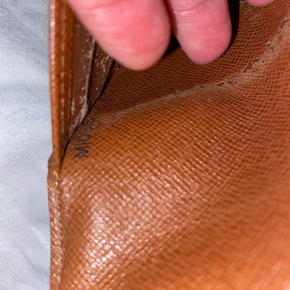 Authentic Louis Vuitton Monogram Trifold Wallet - Picture 7 of 8